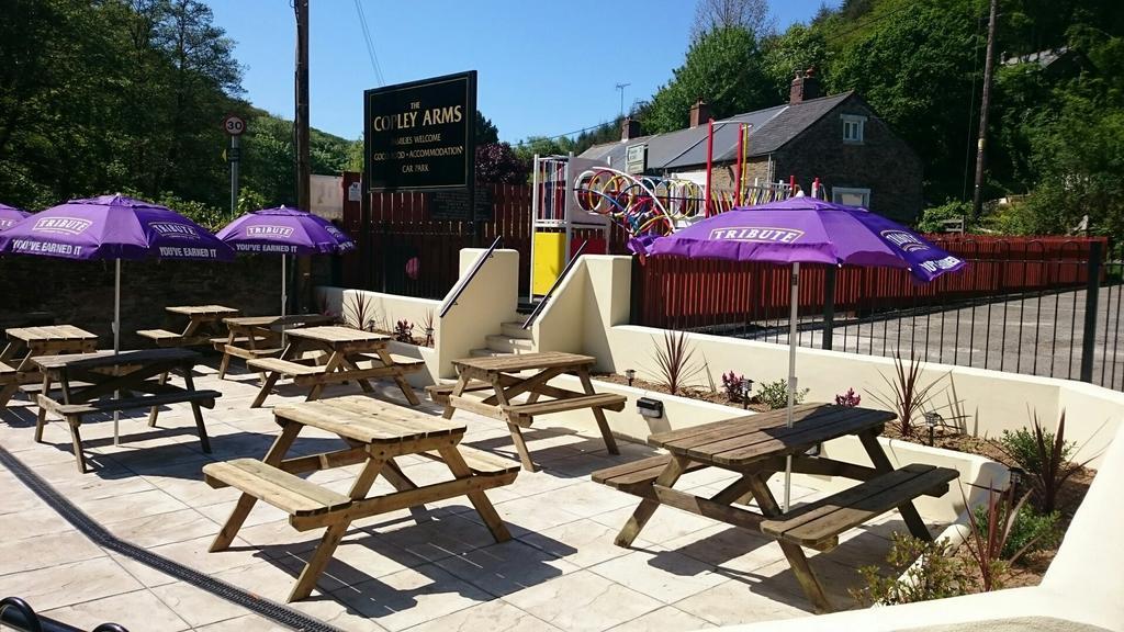 ホテル The Copley Arms ルー エクステリア 写真